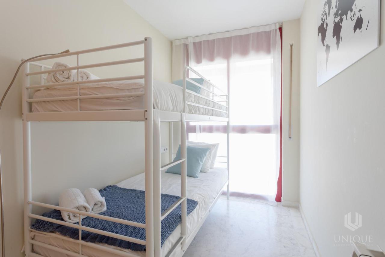Unique Rentals - Stylish Seafront Duplex Барселона Екстер'єр фото