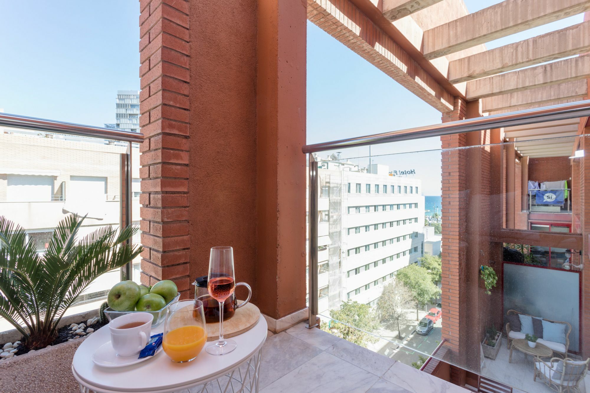 Unique Rentals - Stylish Seafront Duplex Барселона Екстер'єр фото